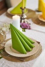 Serwetki Flizelinowe soczyście Zielone 60szt Duni - obrazek 3