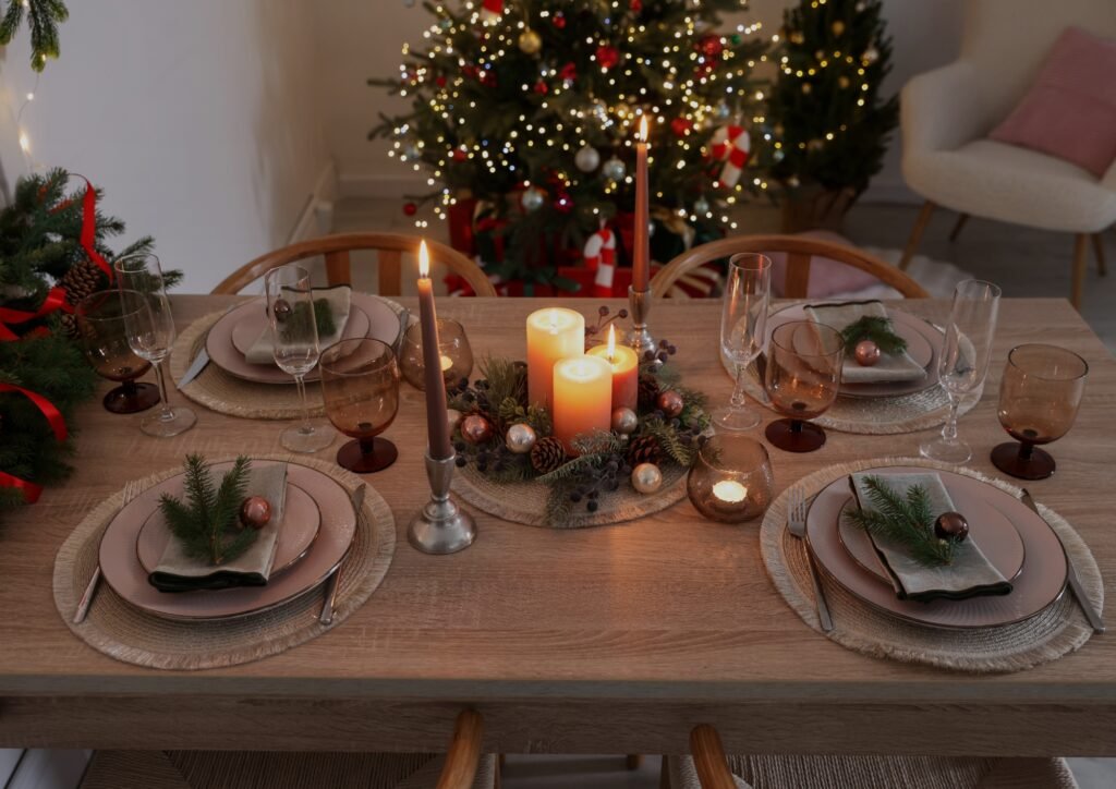 Dekoracje stołu na święta - Boże Narodzenie, Wielkanoc i komunie