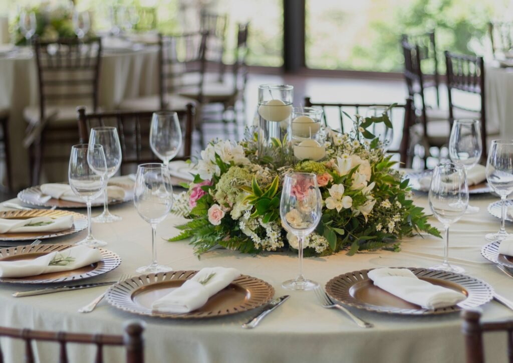 Serwetki flizelinowe na ślub hurtownia online