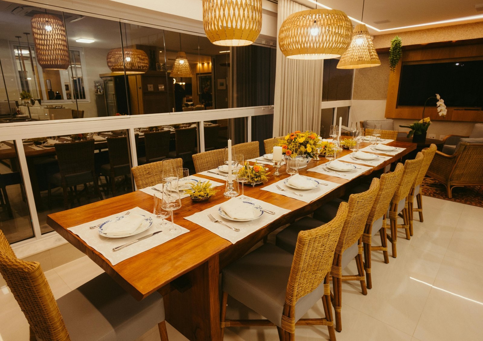 Bieżniki flizelinowe - nowoczesna alternatywa dla tradycyjnych dekoracji stołu